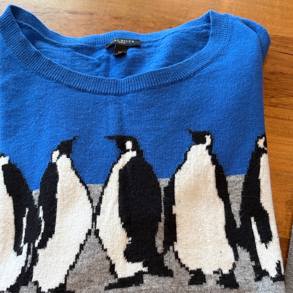 Talbots  Blue Penguin Crewneck Sweater with matching socks